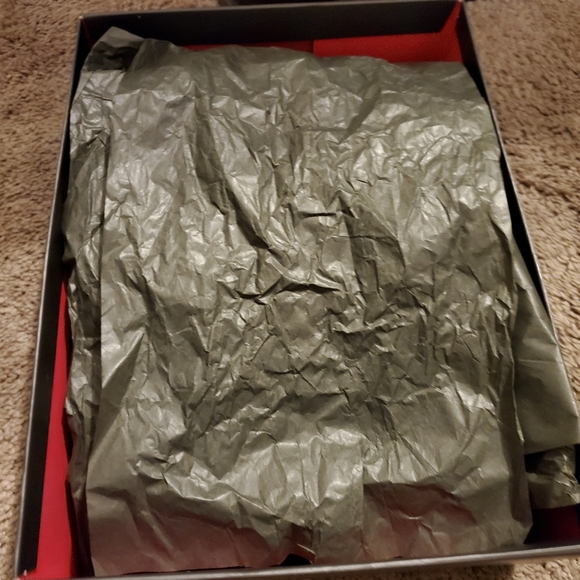 Shoes - Picture 12 of 14